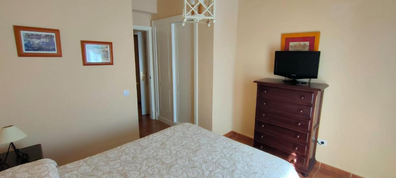 Apartamento 4ª planta Urbanización Los Cisnes Aiamonte Exterior foto